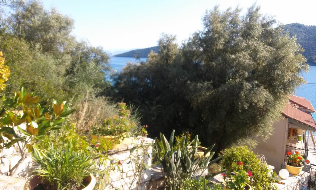 Ferienwohnung Porto Poros Mikros Gialos Exterior foto
