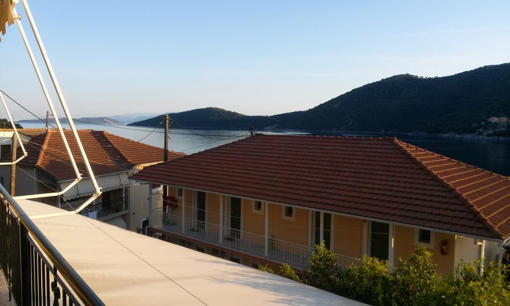 Ferienwohnung Porto Poros Mikros Gialos Exterior foto