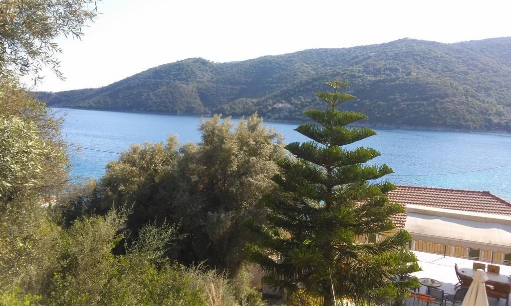 Ferienwohnung Porto Poros Mikros Gialos Exterior foto