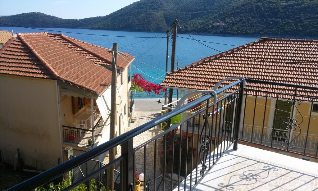 Ferienwohnung Porto Poros Mikros Gialos Exterior foto